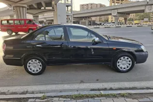 نيسان صنى 2014 أسود مستعملة للبيع