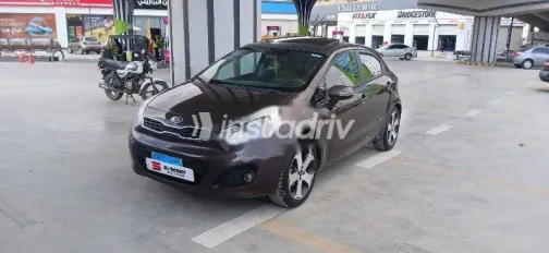 كيا ريو 2015 بني مستعملة للبيع - 4