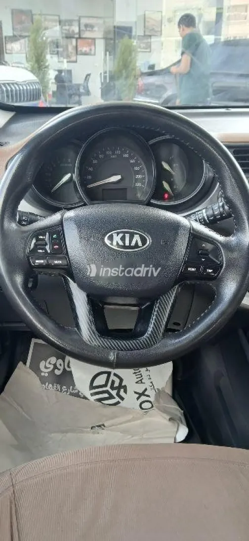 كيا ريو 2015 بني مستعملة للبيع - 5