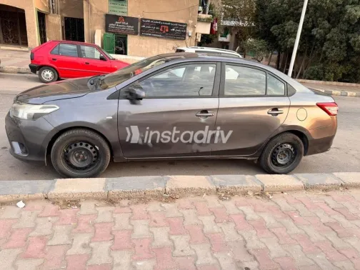 Toyota Yaris 2015 Gray Used for Sale - 3