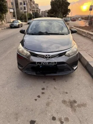 Toyota Yaris 2015 Gray Used for Sale