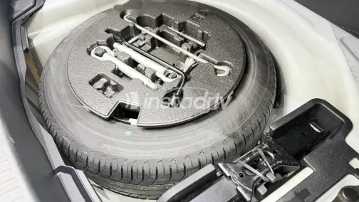 تويوتا كورولا 2021 أبيض مستعملة للبيع - 10