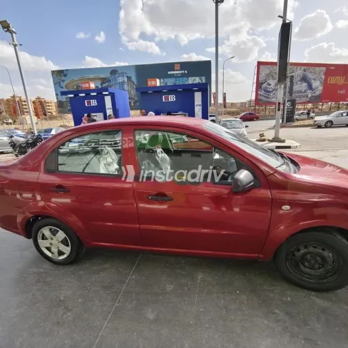 شيفروليه افيو 2009 أحمر غامق مستعملة للبيع - 8