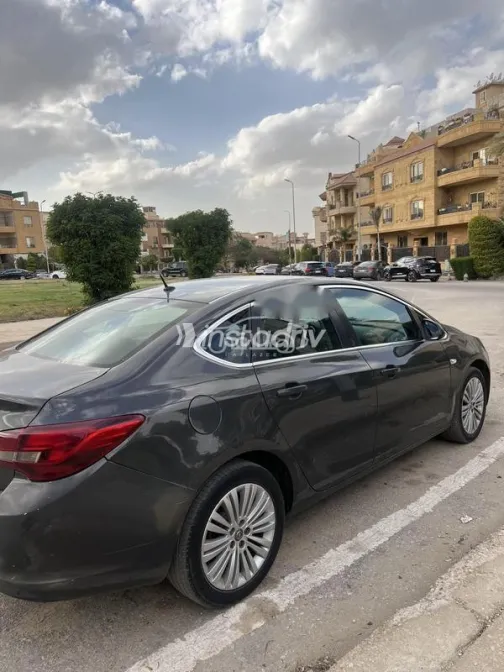 Opel Astra 2015 Dark Gray Used for Sale - 2