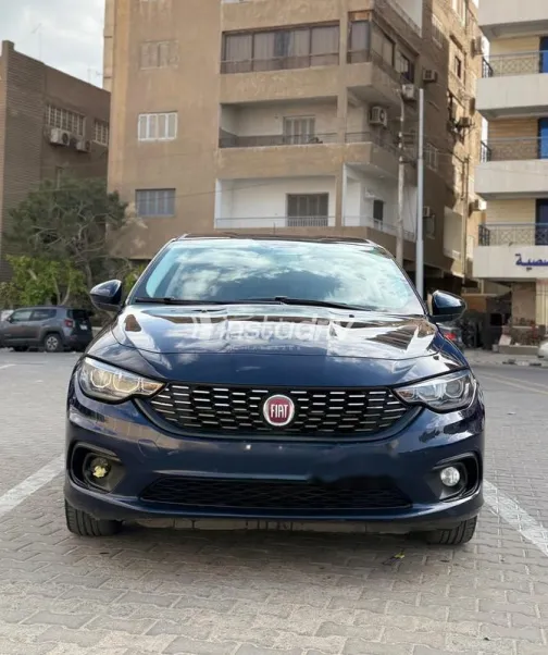 فيات تيبو 2021 أزرق غامق مستعملة للبيع - 2