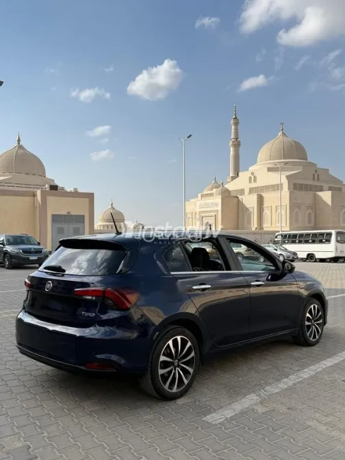 فيات تيبو 2021 أزرق غامق مستعملة للبيع - 6