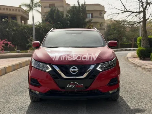 Nissan Qashqai 2021 Red Used for Sale - 3