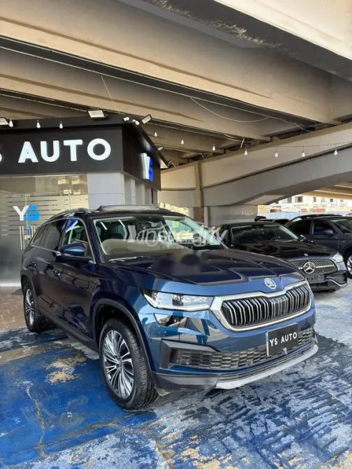 Skoda Kodiaq 2024 Dark Blue Used for Sale - 3
