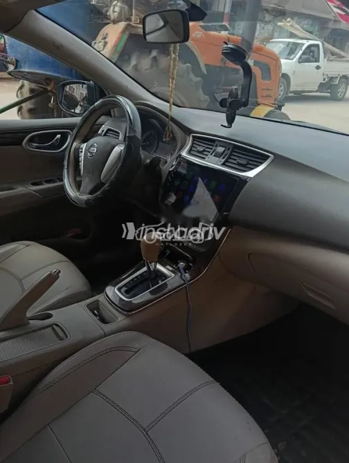 نيسان سنترا 2020 برونزي مستعملة للبيع - 4