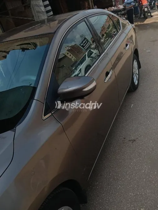 نيسان سنترا 2020 برونزي مستعملة للبيع - 6