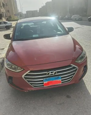 هيونداي إلنترا 2019 أحمر مستعملة للبيع