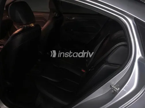 Chery Arrizo 5 2022 White Used for Sale - 4