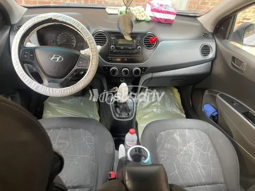 هيونداي جراند i10 2016 أبيض مستعملة للبيع - 2