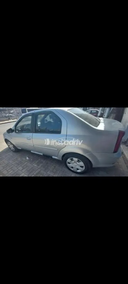 رينو لوجان 2010 فضي مستعملة للبيع - 5