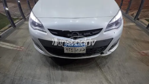 Opel Astra 2016 White Used for Sale - 1