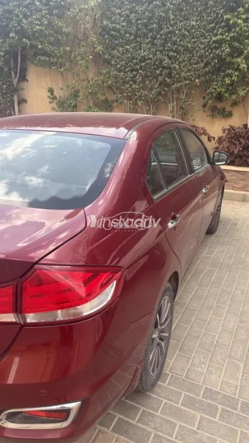 Suzuki Ciaz 2022 White Used for Sale - 3