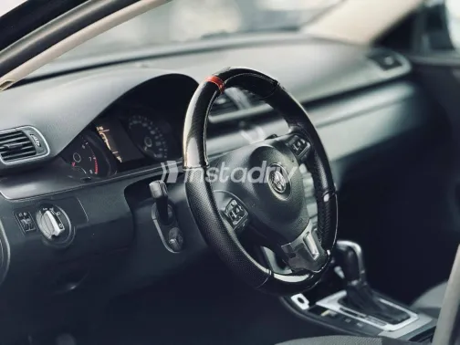 فولكس فاغن باسات 2012 أبيض مستعملة للبيع - 5