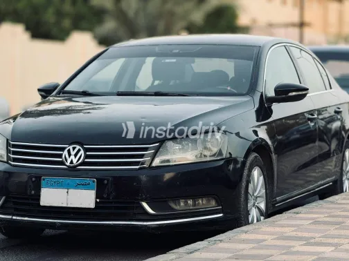 فولكس فاغن باسات 2012 أبيض مستعملة للبيع - 8