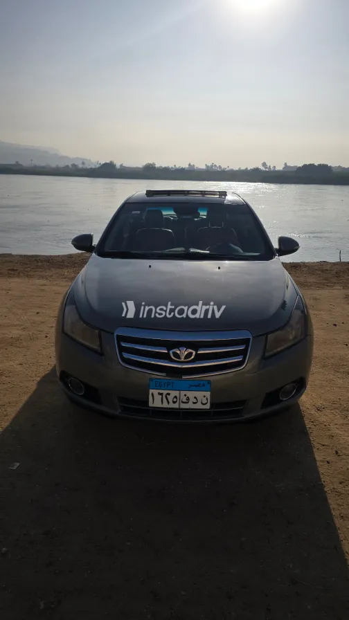 Daewoo Lacetti 2010 White Used for Sale - 6