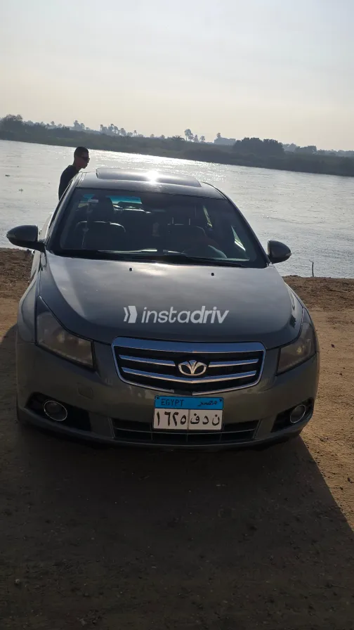 Daewoo Lacetti 2010 White Used for Sale - 8