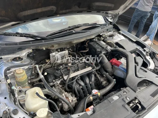 ميتسوبيشي لانسر 2015 أبيض مستعملة للبيع - 4