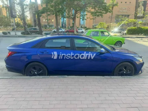 Hyundai Elantra CN7 2021 White Used for Sale - 5