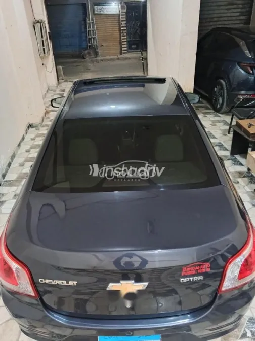 Chevrolet Optra 2021 White Used for Sale - 3