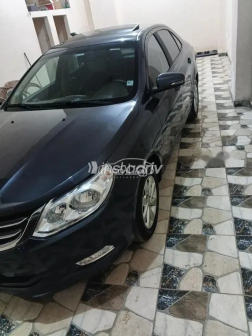 Chevrolet Optra 2021 White Used for Sale - 5