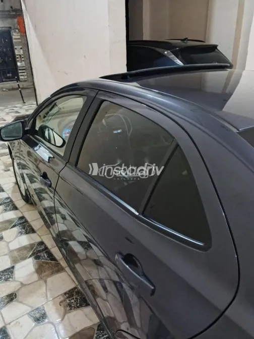 Chevrolet Optra 2021 White Used for Sale - 6