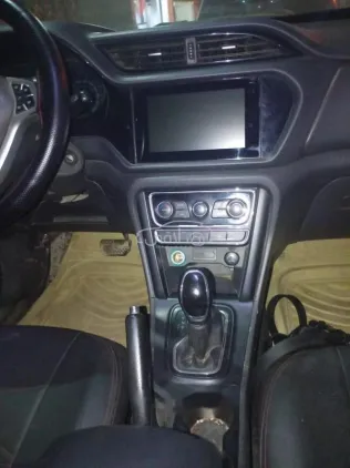 شيرى تيجو 3 2022 أبيض مستعملة للبيع