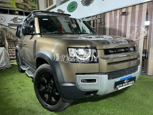 لاند روفر ديفندر 2021 بني مستعملة للبيع - 1