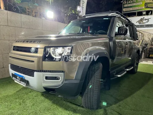 لاند روفر ديفندر 2021 بني مستعملة للبيع - 3