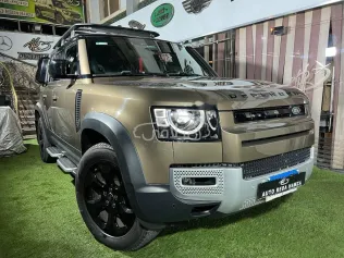 لاند روفر ديفندر 2021 بني مستعملة للبيع