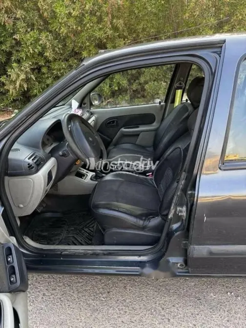 رينو كليو 2006 أبيض مستعملة للبيع - 6