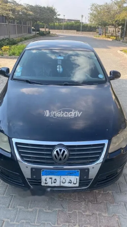 فولكس فاغن باسات 2010 أسود مستعملة للبيع - 2