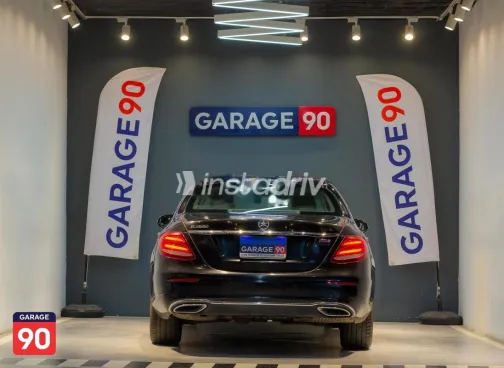 مرسيدس E 200 2020 أسود مستعملة للبيع - 4