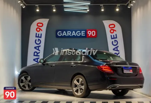مرسيدس E 200 2020 أسود مستعملة للبيع - 5