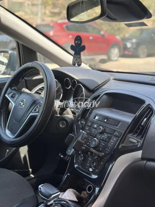Opel Astra 2015 Petroleum Used for Sale - 7