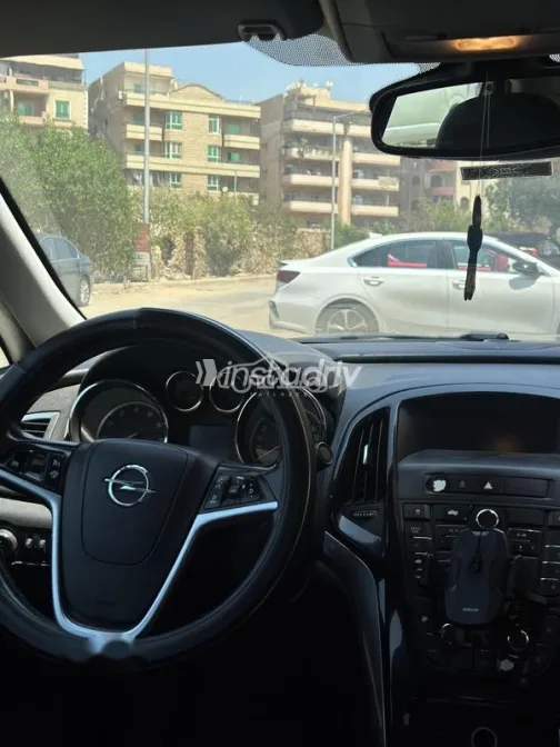 Opel Astra 2015 Petroleum Used for Sale - 8