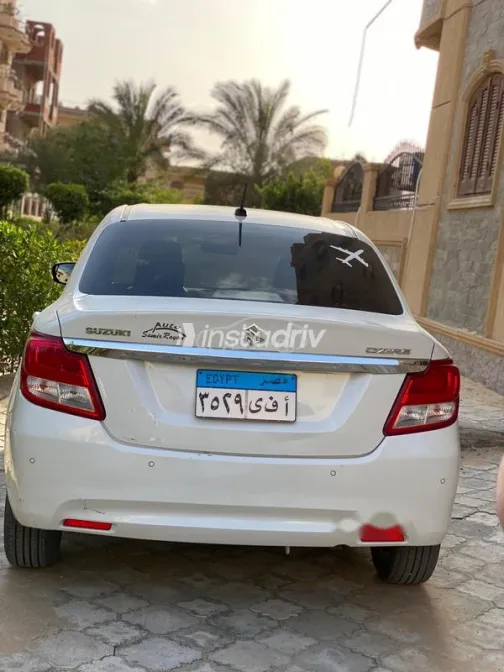 Suzuki Swift Dzire 2022 White Used for Sale - 2
