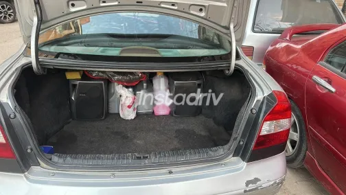 Daewoo Nubira 2 2005 Silver Used for Sale - 3