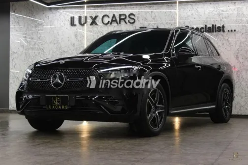 مرسيدس GLC 200 2025 أسود مستعملة للبيع - 1