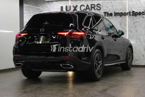 مرسيدس GLC 200 2025 أسود مستعملة للبيع - 2
