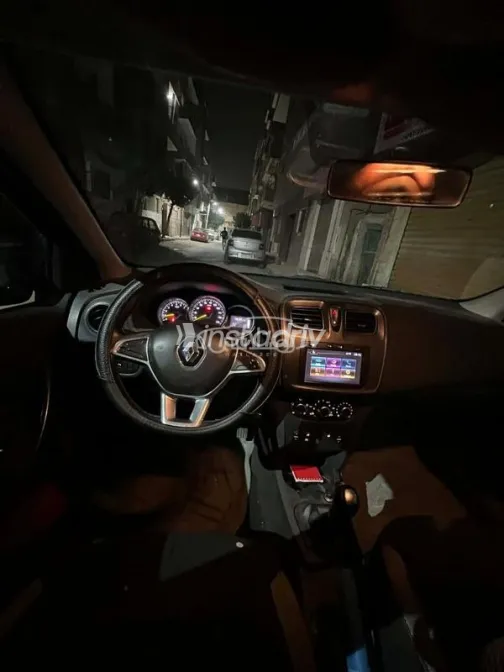 Renault Sandero Step Way 2019 White Used for Sale - 5