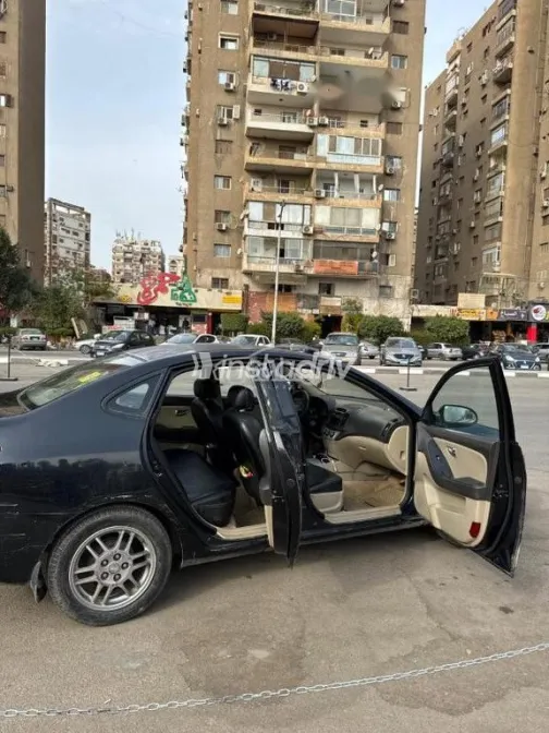 هيونداي فيرنا 2013 أحمر غامق مستعملة للبيع - 8