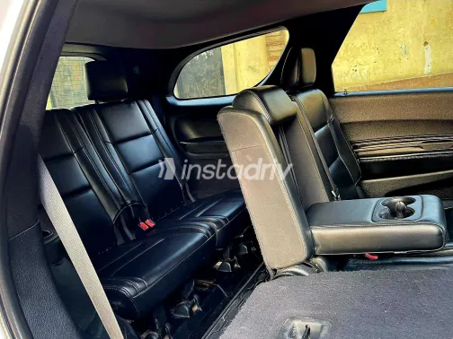 دودج دورانجو 2011 أبيض مستعملة للبيع - 1