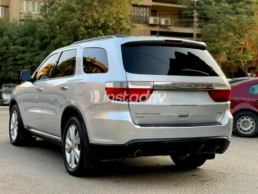 دودج دورانجو 2011 أبيض مستعملة للبيع - 3