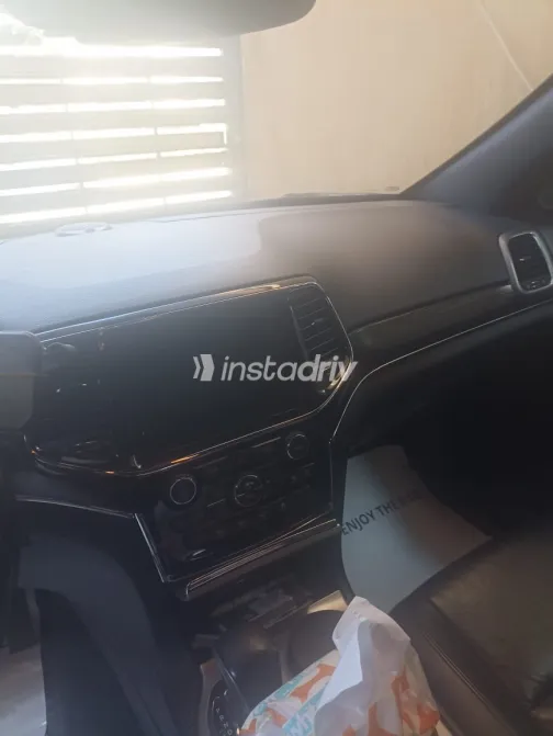 جيب جراند شيروكي 2019 أبيض مستعملة للبيع - 6