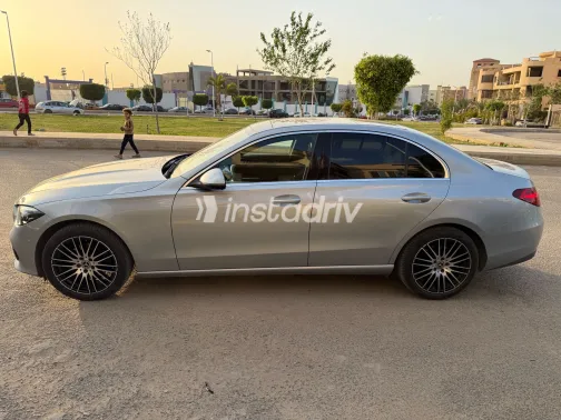 مرسيدس C 180 2022 أبيض مستعملة للبيع - 4