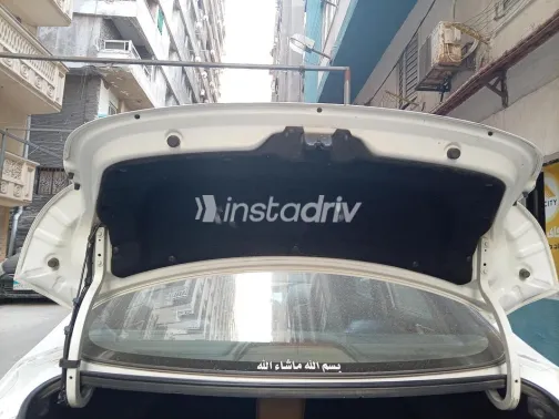 Hyundai Elantra 2012 White Used for Sale - 8